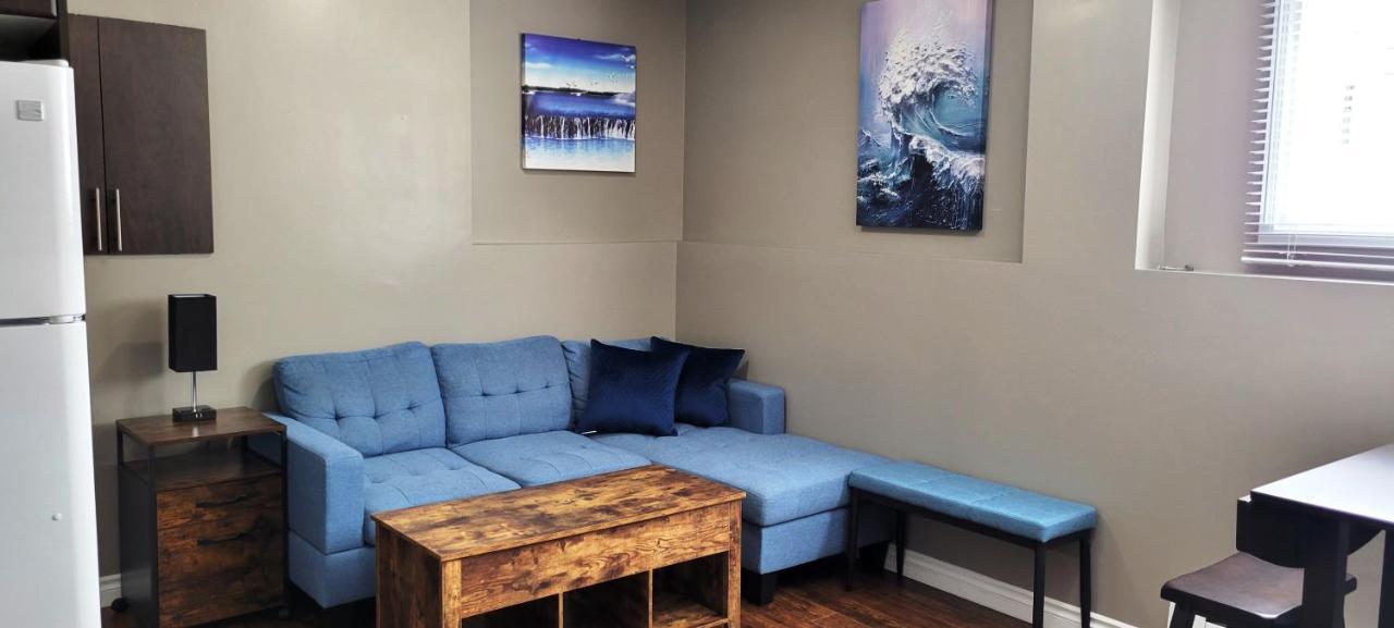 Blue Wave 2 Bedroom Suite Saskatoon Exterior foto